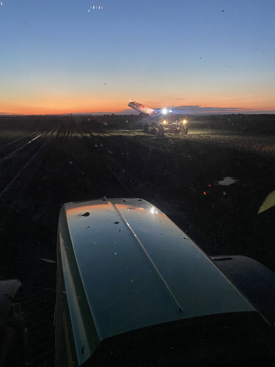 GandDMatthews's tweet image. Fantastic sunset out and about this evening #spudlife