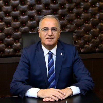 Türkiye 'de hiçbir başarı cezasız kalmaz. Sana mı düşmüş VOLEYBOLDA DÜNYA ŞAMPİYONU OLMAK. Türkiye 'nin gelmiş geçmiş en başarılı bakanı ! M.VARANK seni federasyon seçiminde devirecekmiş. TVF Başkanı M.AKİF ÜSTÜNDAĞ 'I DESTEKLİYORUZ...