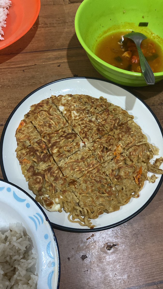 nihmasa's tweet photo. alhamdulillah masih bisa makan🙏🏻 https://t.co/LBSzOW40XA