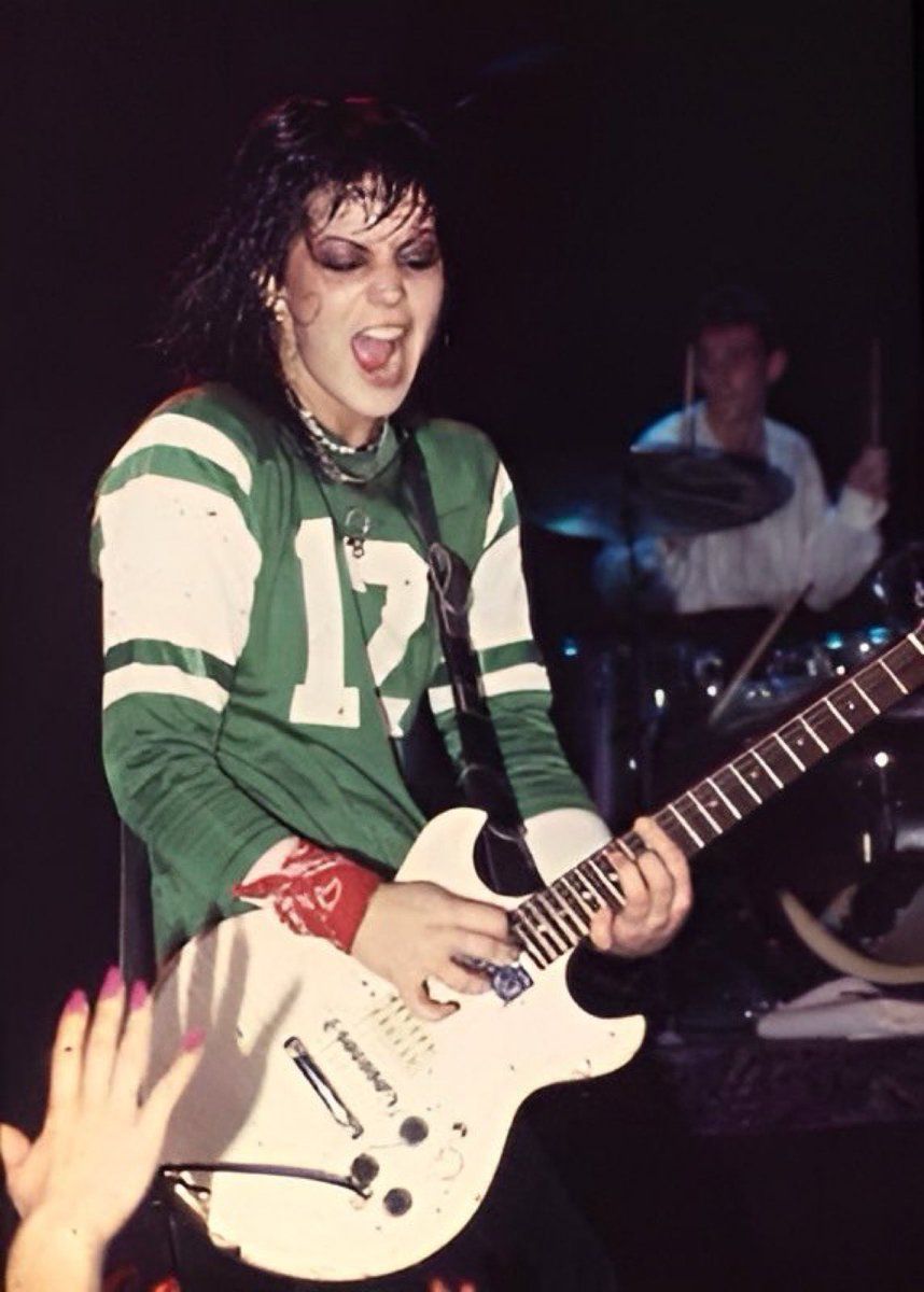 Super70sSports's tweet photo. Some women are cool. Some women are really cool. Some women are really, really cool. But only one woman is Joan Jett. https://t.co/ZgkuaIbXgz
