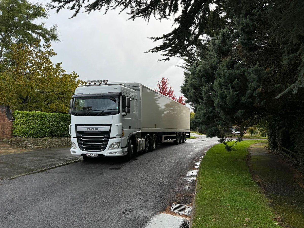 moves_sol's tweet photo. Let our removal teams take the stress out of moving.

International Removals
🇬🇧  01323 916968
🇪🇸 +34 951 440 604

East Sussex Removals and Storage
📞 01323 324 077
✉️ enquiries@solmoves.com
🌐 https://t.co/xQR6nQzDtl

#removalcompany #eastsussexremovals https://t.co/cmvzOQbM3Z