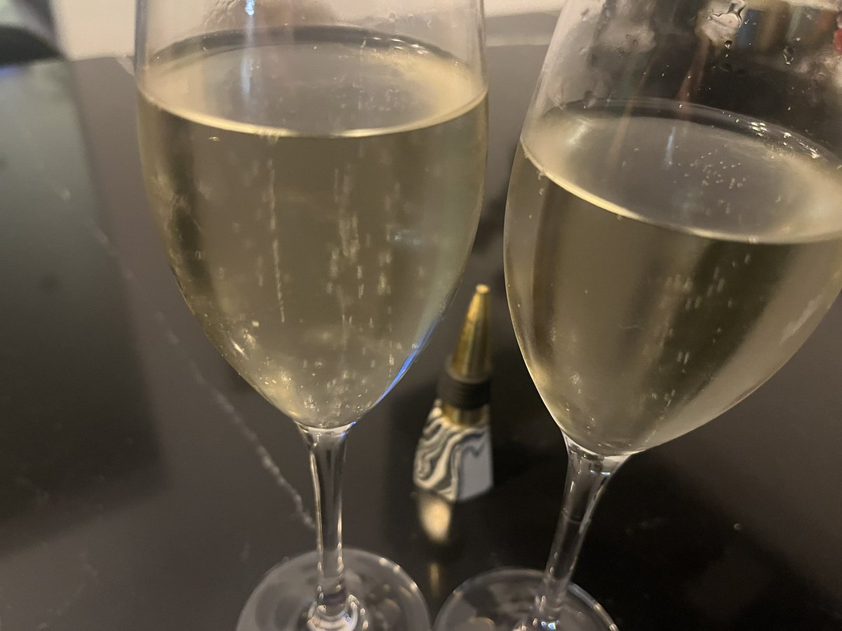 vincekearney's tweet photo. Big night in the Kearney household with 3rd son Niall and daughter Megan about to join brothers Vincent + Ronan in the ranks of the full timed employed. That's the 4 officially #OffThePayroll ๐ฅ๐ฅ๐ป๐ป It's only taken 23 years ... ๐ https://t.co/c3AoXG691P