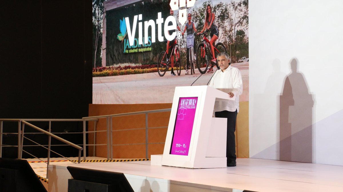 Ponencia: Vivienda Económica para la Prosperidad Nacional (Acuerdo Nacional por la Vivienda) 

Moderadora: Lic. Betsabe Romero #DST 

Los desarrolladores que no contamos con financiamiento debemos crecer con nuestros propios recursos, en caso contrario, si tiene crédito, pues