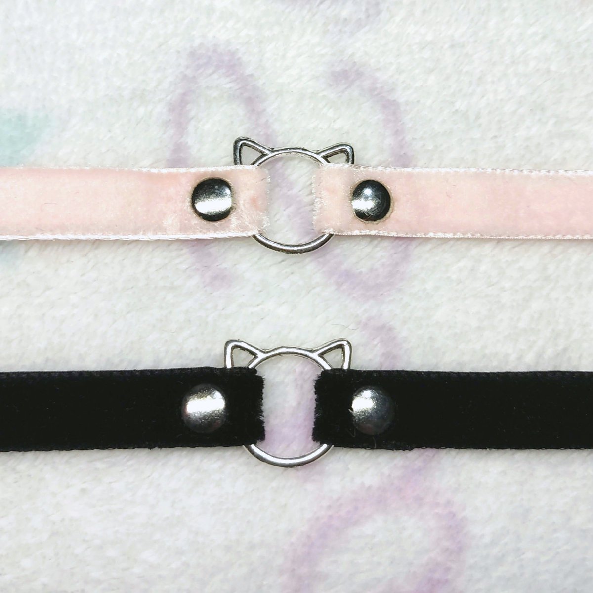 someioneiyghost's tweet image. oi eu so a vica e faço varias coisas

𖹭  os pedidos devem ser feitos por dm aqui ou no ig

𖹭  todas as peças são 100% customizáveis e feitas sob medida

qqr duvida manda dm aqui ou no instagram!!

links: vicadoo.carrd.co

ig: instagram.com/vicadoo