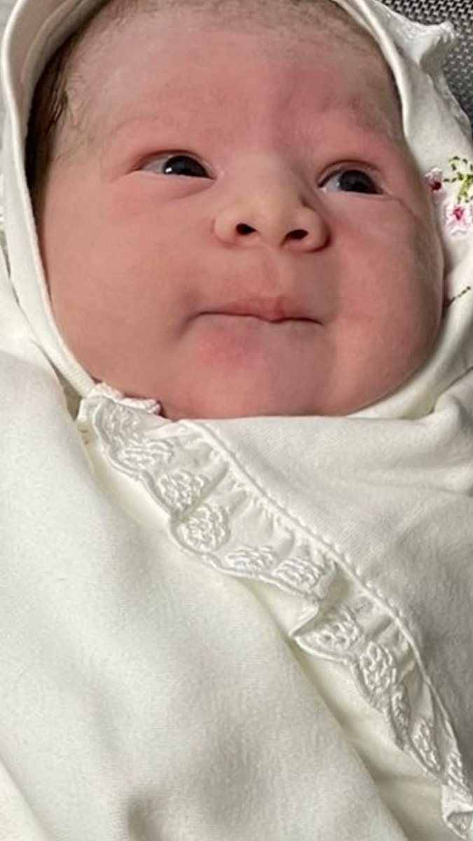 İlk gözagrım torunum dünya kız çocukları gününüz kutlu olsun
