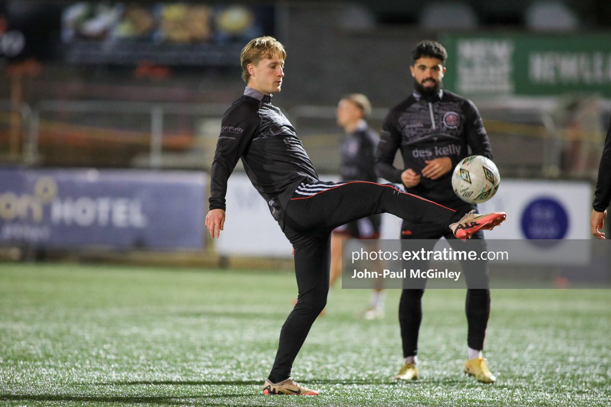 Almost time as <a href="/derrycityfc/">Derry City FC</a> host <a href="/bfcdublin/">Bohemian Football Club</a> at the Brandywell. <a href="/ExtratimeNews/">extratime.com</a> <a href="/laura_kyle3/">Laura Kyle</a> <a href="/DeeCurran1/">Dee Curran</a>