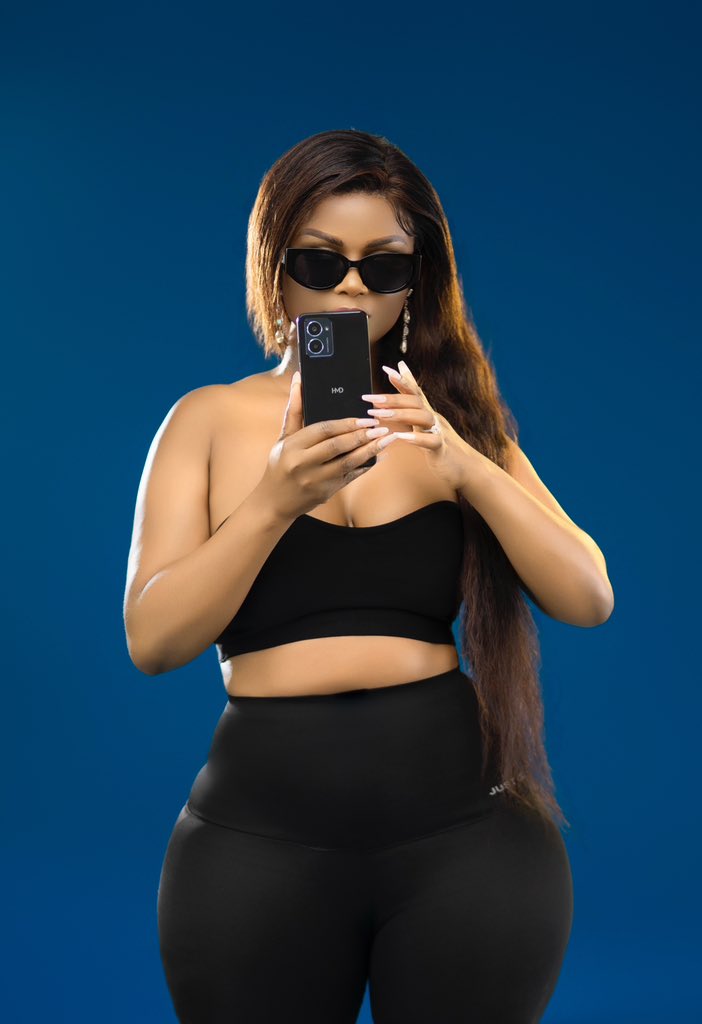 Mother's Day is around the corner!
Show your mom how much you care with the latest Nokia HMD Pulse Pro!
Get it now at an affordable price and make her feel special!
#MothersDay #NokiaHMD #PulsePro #GiftIdeas #LoveMom #brandinfluencer