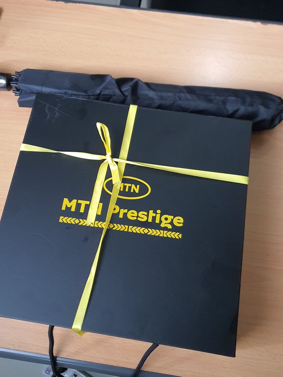 kiyagaedwin's tweet photo. Wow, @mtnug knows how to make a customer feel valued! 
Huge thanks to @KiberuSarah and the team for the wonderful surprise.

 If you're looking for super fast internet that never lets you down, get MTN Fibre.

 I'm on year two with zero issues. 😉 60Mbps for 130k is perfect for most homes and 200Mbps for demanding content creators.