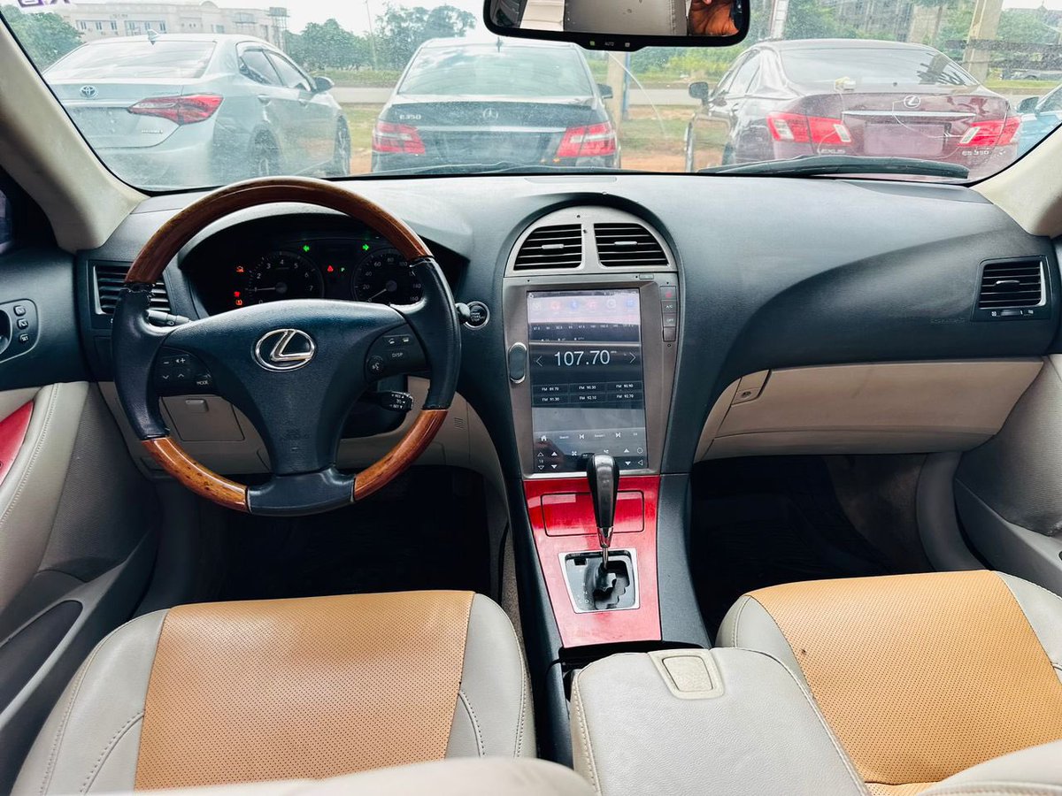 fola_bbf02's tweet image. Very Sharp Clean 
Lexus ES350
2008
Price:8.6M
Location: Abuja
Everything Blessed 😇 

Go One More 💪
#TemporaryPain #Salo #Saka