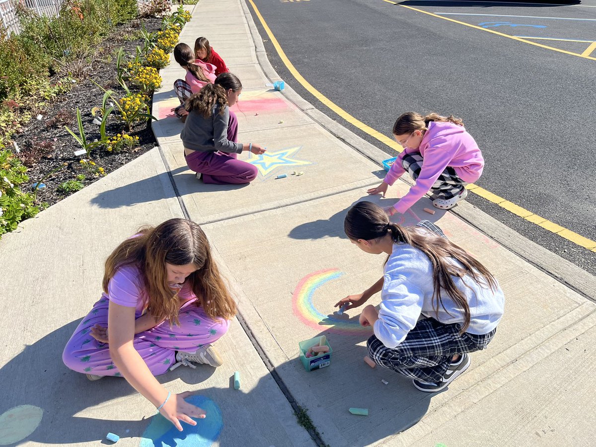 Ms. Scott tweet media