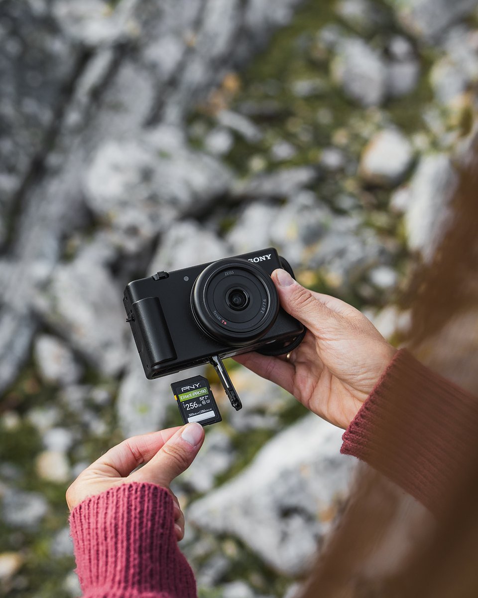 PNYTechnologies's tweet image. Every journey brings new stories to tell. Capture them all in with PNY.  #CreateStoreGame #PNY