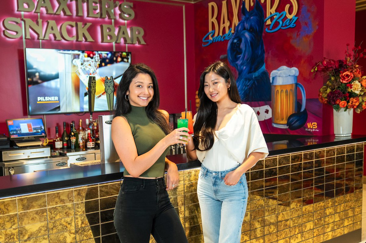 LarryFlyntsLL's tweet image. 🍻 Cheers to the weekend! What better way to kick it off than with a drink in one hand and a stack of chips in the other? 😎 Join us at Baxter’s Bar for good vibes, great drinks, and even better wins! 🃏🥂 

#cheerstotheweekend #luckyladycasino #drinksandchips #fridayvibes