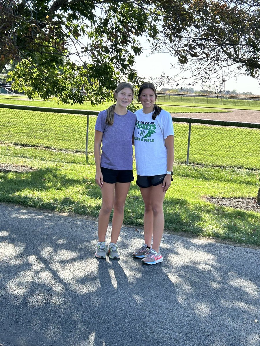 Anna Rocket XC T&F tweet media