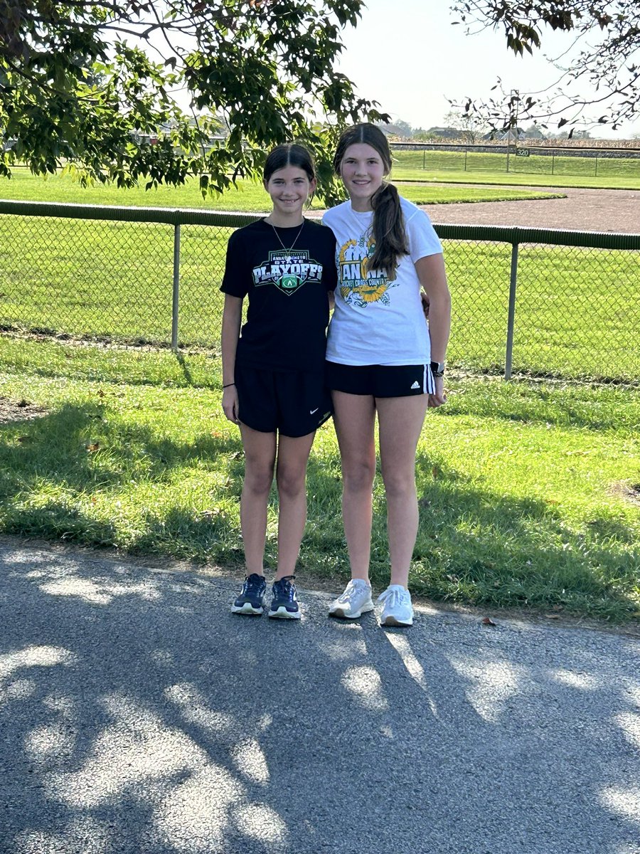 Anna Rocket XC T&F tweet media