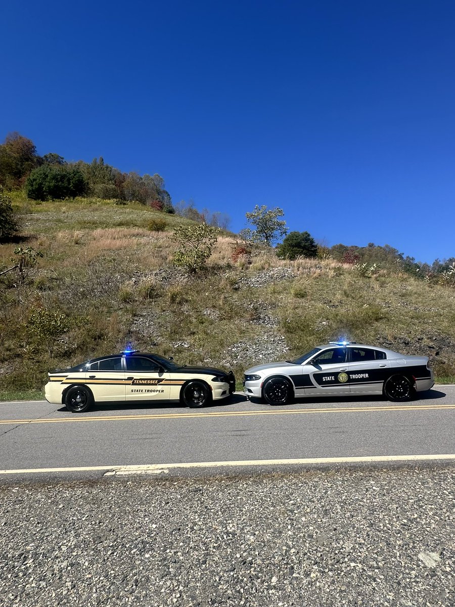 THPFallBranch's tweet photo. Cooperation, it’s what we do. Whether it be with @NCSHP or any other agency, we’re here for them, and they’re here for us. 🤝 These past 2 weeks have been challenging, but we’ve leaned on each other to make it through.
#StrongerTogether
#HeleneResponse https://t.co/MrHLsD6iuh