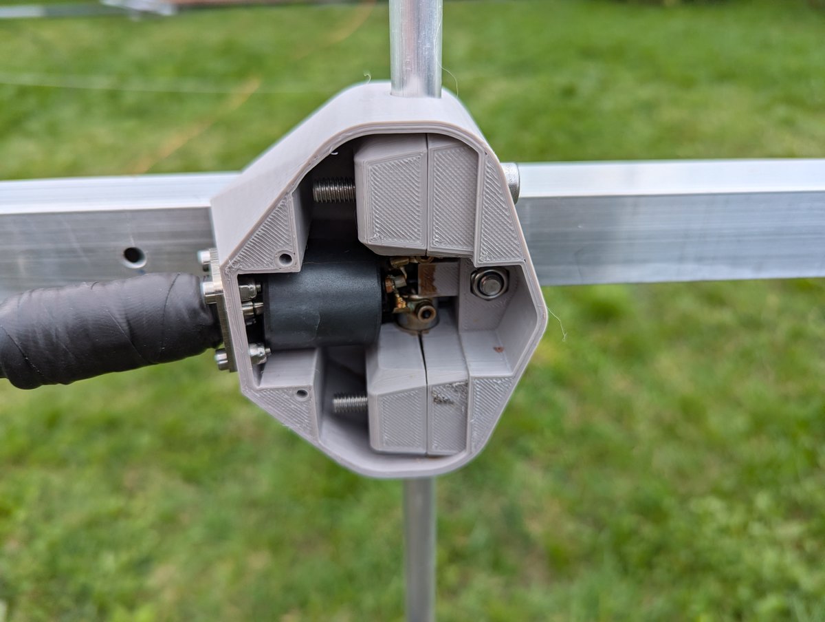 RemoteQTH's tweet image. New VHF yagi antenna insulators for 3D printing (parameterizable).
printables.com/model/1003912-…
@G0KSC