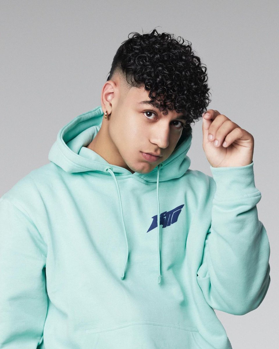 #LITTO INICIA UNA NUEVA ETAPA MUSICAL CON EL ESTRENO DE #NEGACIÓN. Ver #NotaDePrensa por zonavipweb.blogspot.com/2024/10/litto-… gracias a <a href="/PressARB/">ARB Press I Prensa & RRPP</a> RT