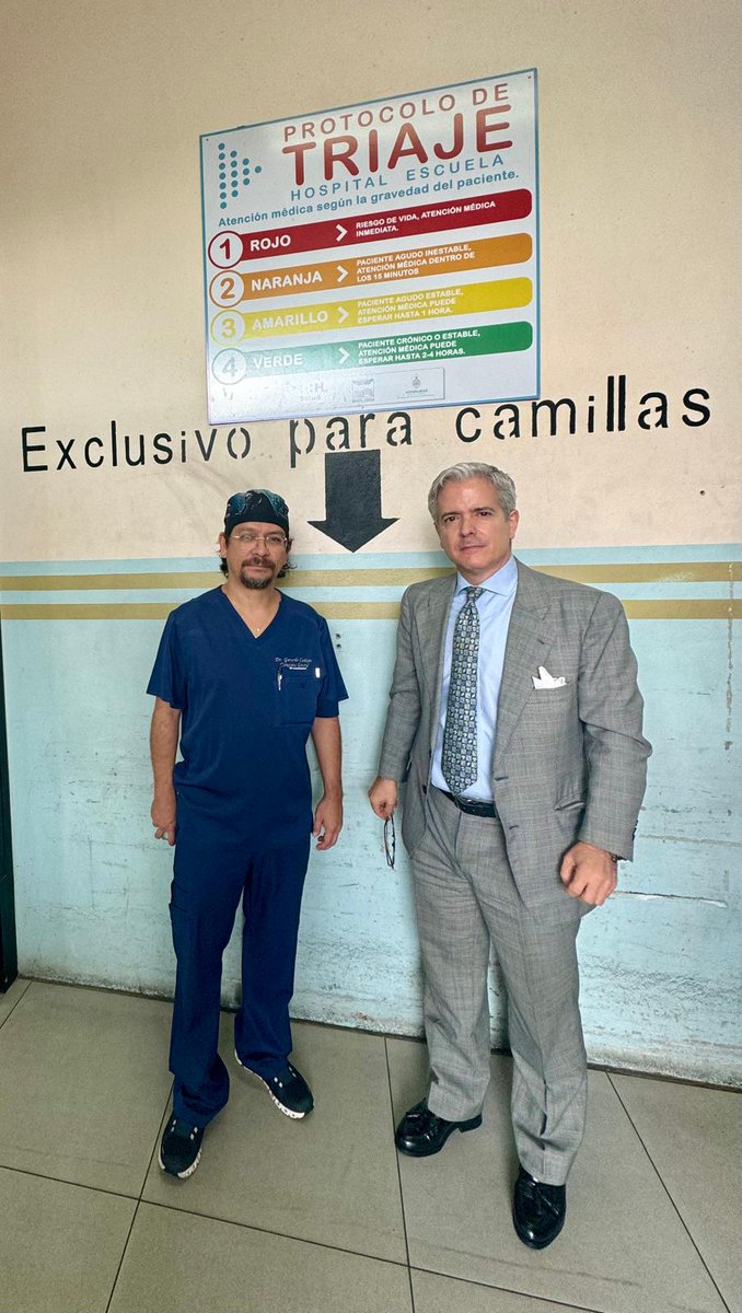 3/3 La 🇪🇺ha contribuido a paliar los efectos de la violencia en 🇭🇳 reforzando, a través del <a href="/CICR_es/">CICR</a> y <a href="/cruzrojahon/">Cruz Roja Hondureña</a>, las capacidades del Hospital Escuela de #Tegucigalpa, único de 🇭🇳 con servicio de emergencia en todas las especialidades y cobertura 24 h y 365 días al año: 🇪🇺❤️🇭🇳