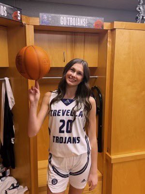 Abbilyn Teter tweet media