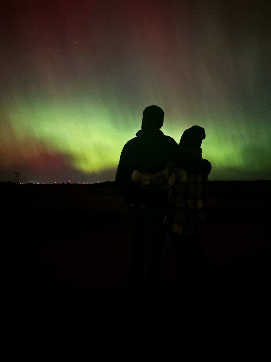 Emilie_Isasa's tweet photo. Auroras in Canada 🇨🇦😍
.
#Aurorborealis #AuroresBoreales #Canada #Toronto https://t.co/s6OgNbuS1L