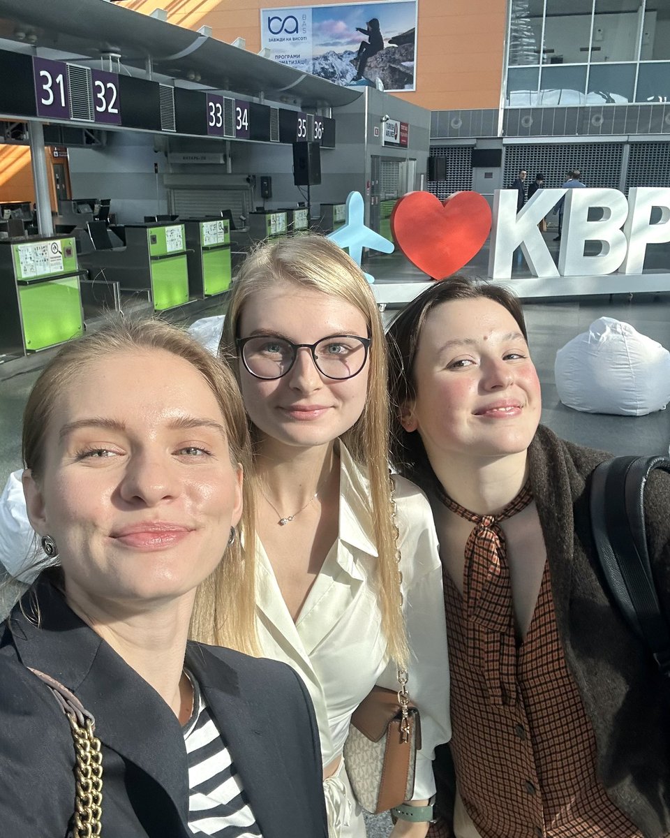 teenergizer's tweet photo. Yesterday, we joined the #WorldMentalHealthDay, led by First Lady @ZelenskaUA. We’re very grateful for the invitation @UNICEF_UA and @HowareuProgram. Access to mental health is a right, not a privilege. Together, we must ensure everyone has access to the support they need. https://t.co/D1kCsEj9Lt