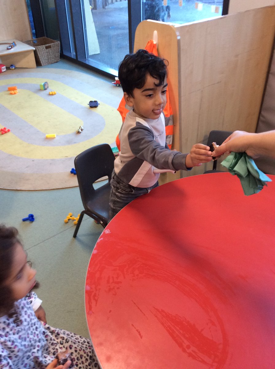 TinsleyMeadows's tweet photo. We celebrated another 3rd birthday in Sunstones (2 year olds) this week! 🥳Happy Birthday! 🤩🎉🎂 https://t.co/fiYrZ7I85Y
