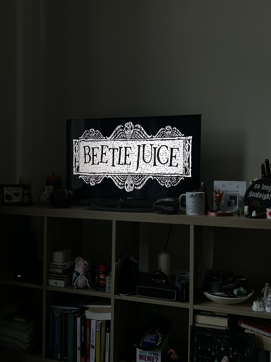 Louise Bell tweet media