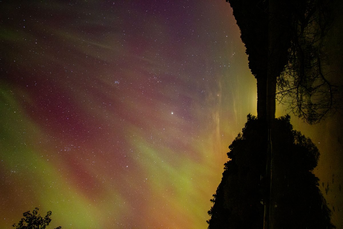 Some more photos of the #northernlights from dark skies in Wisconsin