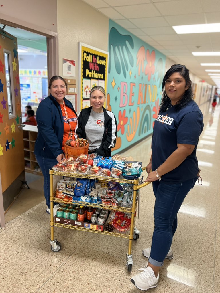 Zaira Ramos 🍎📚 tweet media