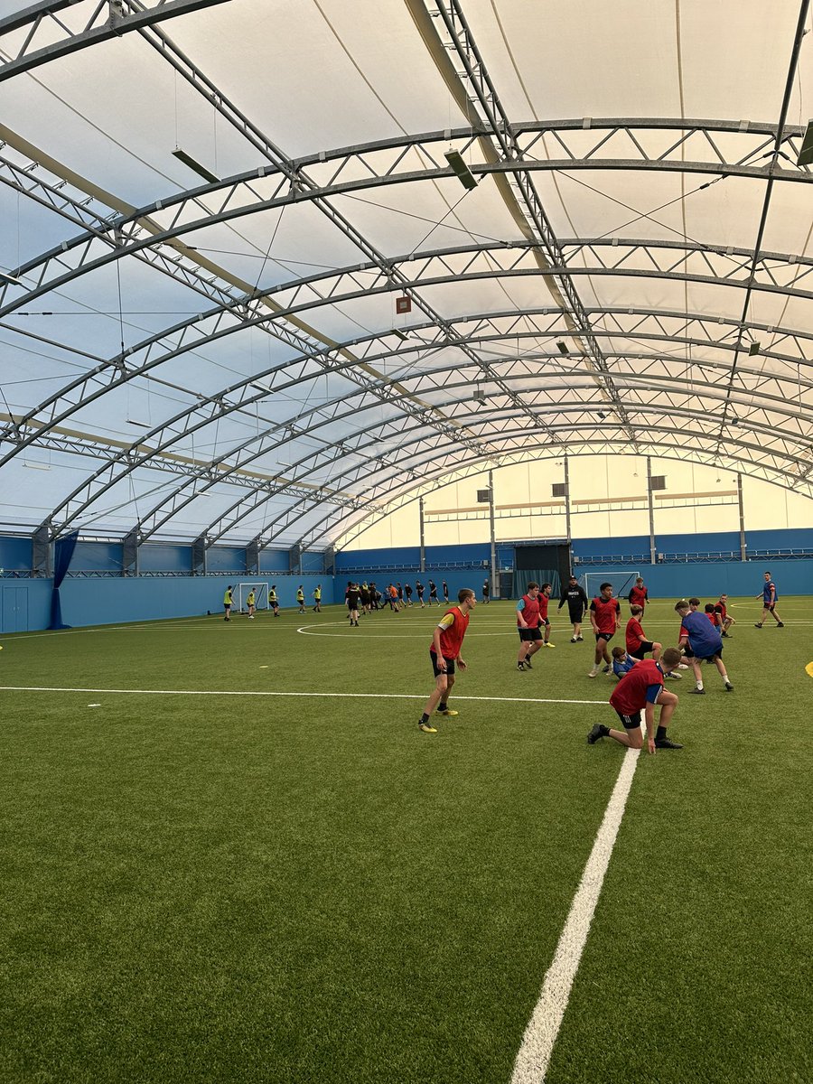 Andrew Newton (@a_newtdtcs) on Twitter photo It was a great start to the Swansea East EPP <a href="/CefnHengoed/">Cefn Hengoed Community School</a> fantastic facility with 63 players taking part 💪 looking forward to seeing the players challenge themselves over the coming weeks. Thanks to all the coaches great work 🙌🏉 #SSRU #WRUHUB It was a great start to the Swansea East EPP <a href="/CefnHengoed/">Cefn Hengoed Community School</a> fantastic facility with 63 players taking part 💪 looking forward to seeing the players challenge themselves over the coming weeks. Thanks to all the coaches great work 🙌🏉 #SSRU #WRUHUB