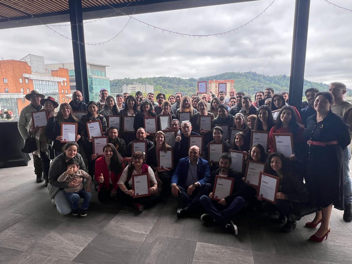 Vingenieros's tweet photo. El día de ayer certificamos a los empresarios beneficiarios por el “Programa #Crece Multisectorial 2024” de @SercotecAraucan 

Sin lugar a dudas fue una linda instancia donde pudimos conocernos y vincularnos más como red de apoyo. https://t.co/VpHcWI0waI