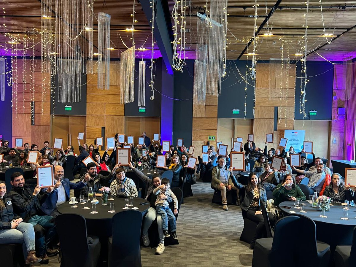 Vingenieros's tweet photo. El día de ayer certificamos a los empresarios beneficiarios por el “Programa #Crece Multisectorial 2024” de @SercotecAraucan 

Sin lugar a dudas fue una linda instancia donde pudimos conocernos y vincularnos más como red de apoyo. https://t.co/VpHcWI0waI