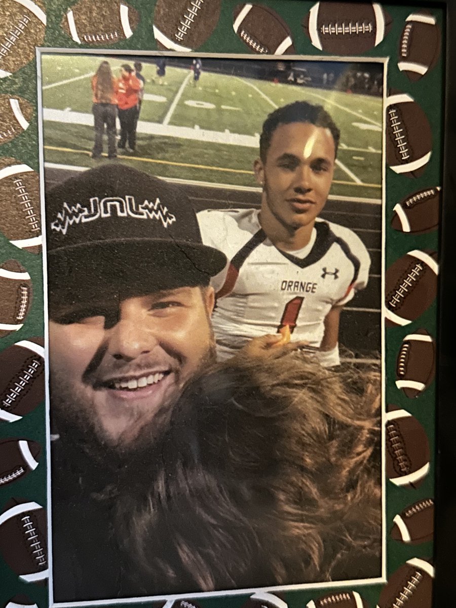 Rob_Otey's tweet photo. Tonight’s game I’ll be covering…
Orange County
vs
Louisa County
Going back to Porter Field is never easy! I miss you every day Bub!! 🙏 #DM39 #LLD https://t.co/iirUXhYxYo