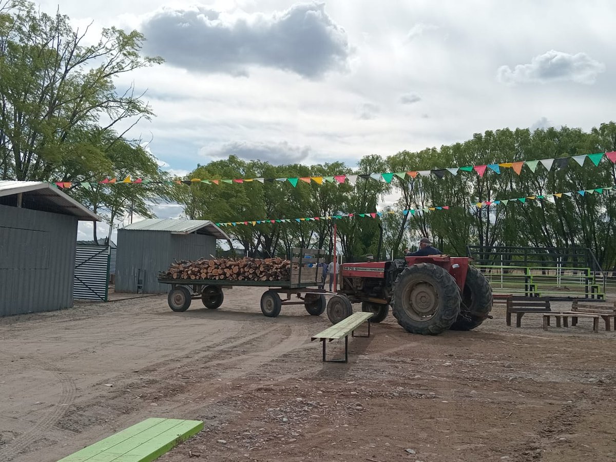 ElChubut's tweet photo. 🔵 #SOCIEDAD | ¡ATENCIÓN! 28 DE JULIO PREPARADO PARA LA FIESTA DEL NOVILLITO
📷 Fotos enviadas de nuestra periodista, Zulma Díaz.

📎 LINK EN HISTORIAS

💻 https://t.co/UHeEXKBj7L https://t.co/L9kPvvBMlK