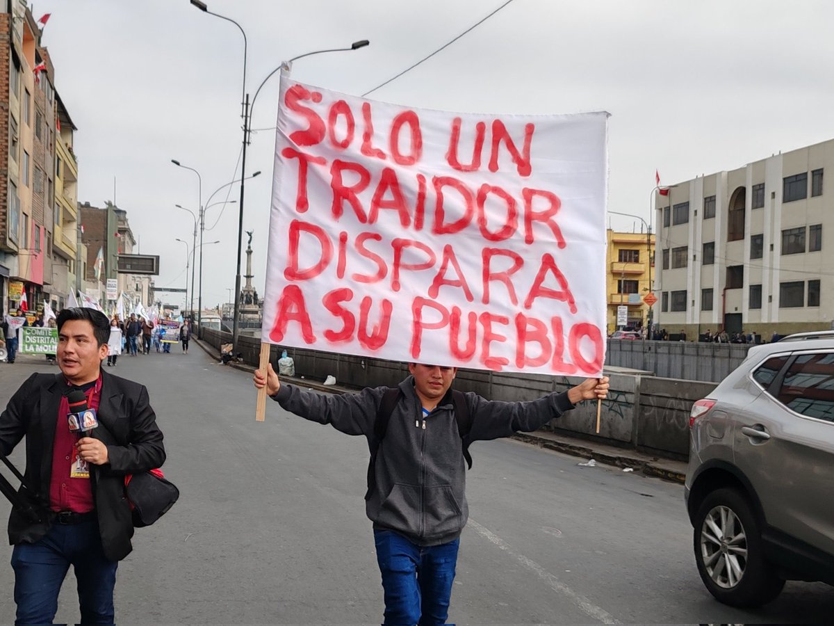 verdeembeleso's tweet photo. SOLO UN TRAIDOR
DISPARA A SU PUEBLO https://t.co/41CczuJIcF