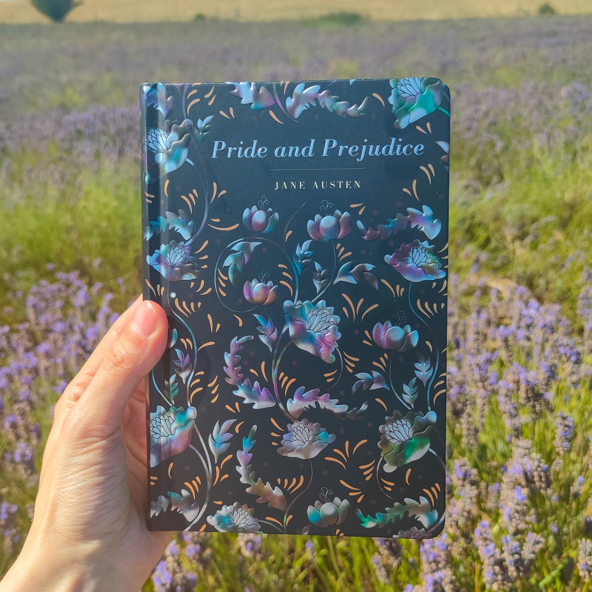 ShazReads's tweet photo. "Think only of the past as its remembrance gives you pleasure." Jane Austen, Pride and Prejudice. https://t.co/pABWiXFZ61