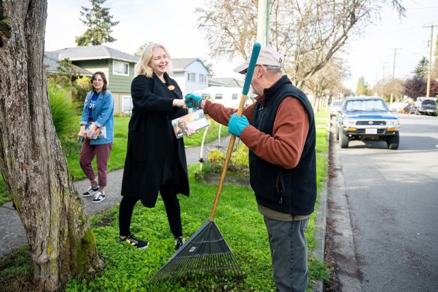 I’m so grateful for Karen Ranalletta’s endorsement:

“Nina has a long history of supporting working people. She’s a committed bridge builder and community advocate, and we are excited to work with her in the Legislature.” <a href="/CUPEBC/">CUPE BC</a> <a href="/bcndp/">BC NDP</a> 

#cupebc #cupebcvotes #bcndp #bcpoli