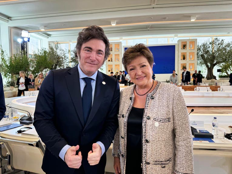 MARCELOFAVAOK's tweet photo. ESPECTACULAR.
AHORRAREMOS 400 MILLONES DE DOLARES. ES HISTORICO.
El FMI redujo las sobretasas por los préstamos y la Argentina se ahorrará U$S 400 millones al año
Era un reclamo que la Argentina eleva desde hace años. https://t.co/Fxgw2yzj7e