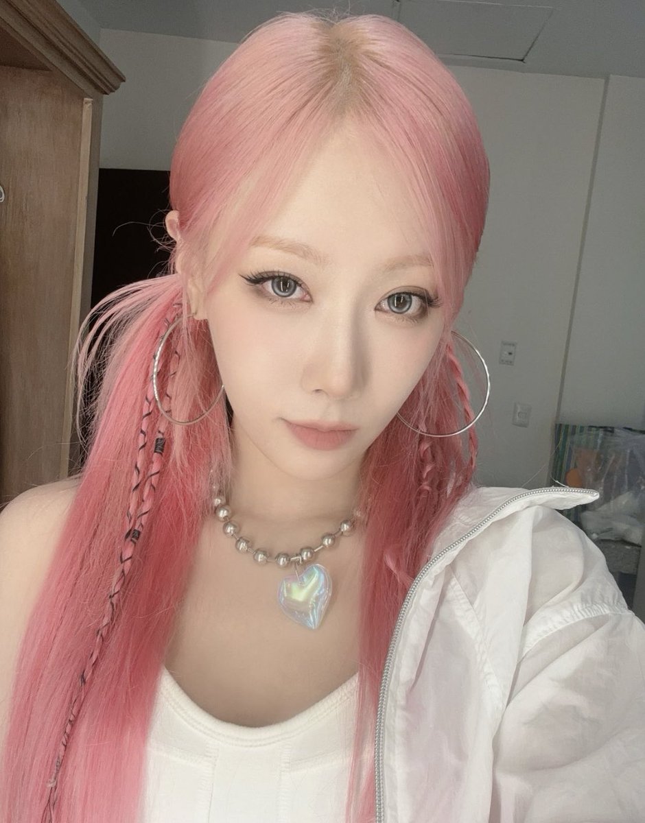 girlgroupspics's tweet image. dreamcatcher’s handong