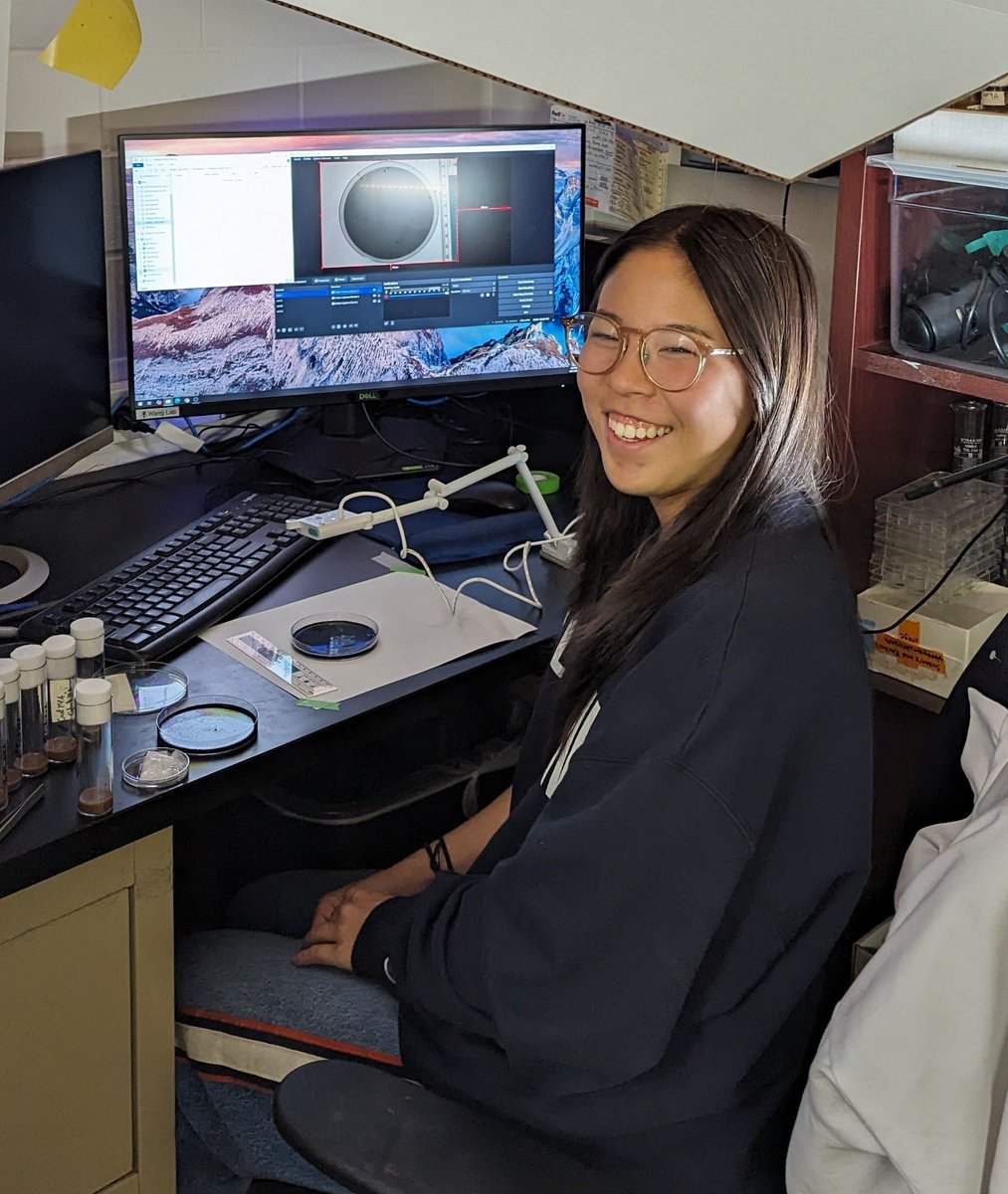 Grace, our undergrad, is so excited about her fly behavior experiments!😎