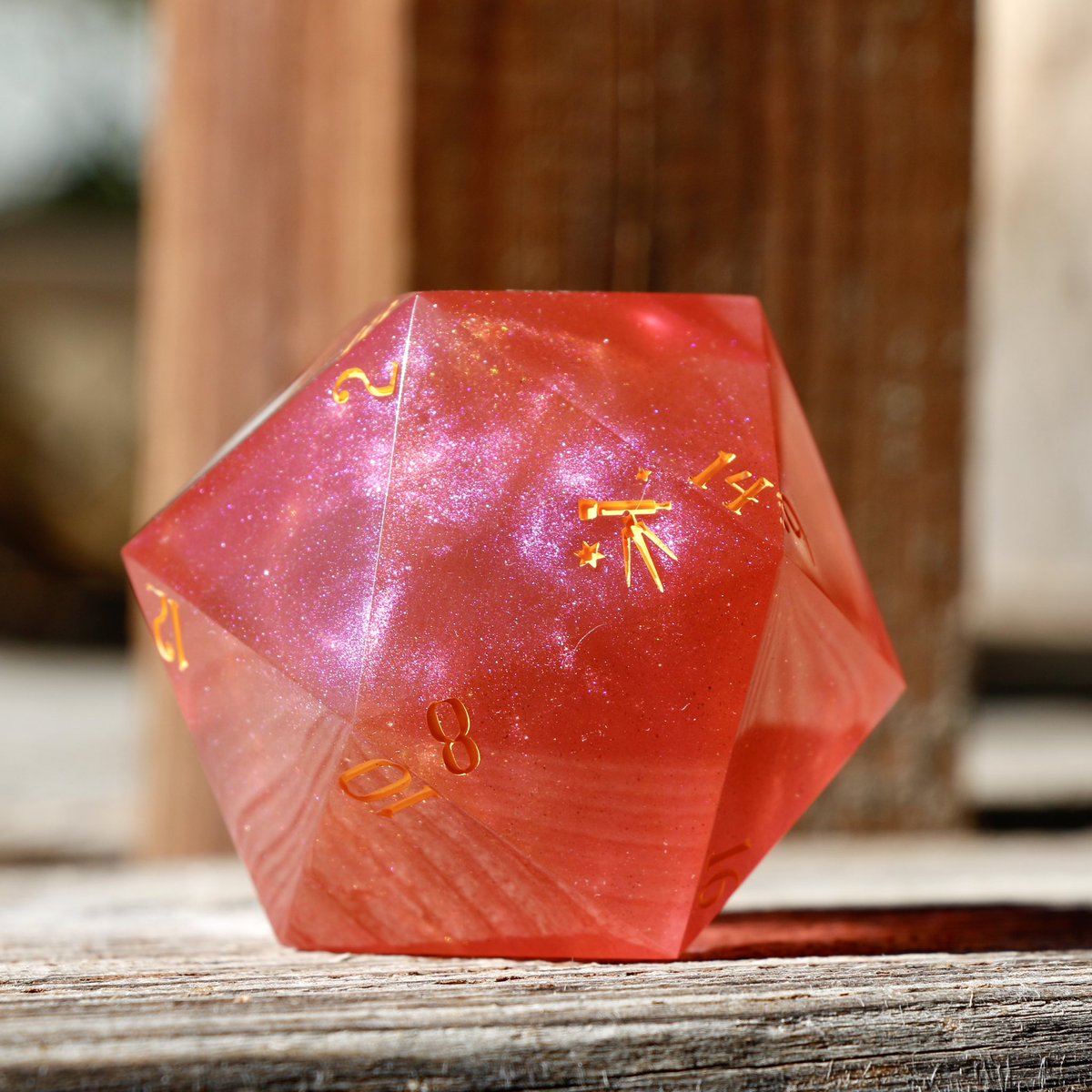 interstellarD20's tweet image. The first of my 60mm d20s! I’m excited to make some fun dioramas, but had to start with just some fun sparkly things. 😛