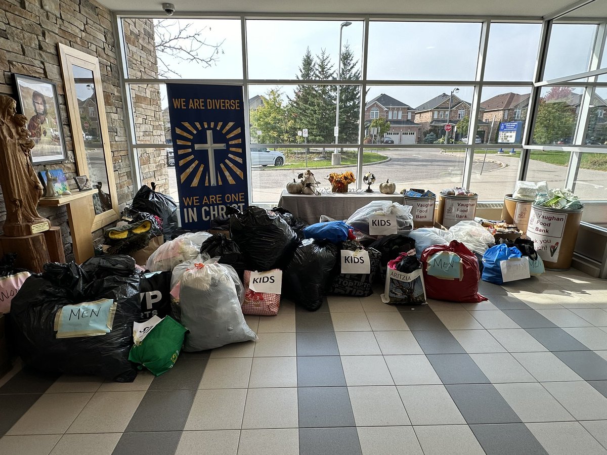A heartfelt thanks to our community for your overwhelming generosity in supporting our food drive &amp; coat drive.  Both campaigns in support of the Vaughan Food Bank &amp; St. Vincent de Paul Society were a huge success. 
Many thanks to our Luke 4:18 group for your hard work! #Blessed