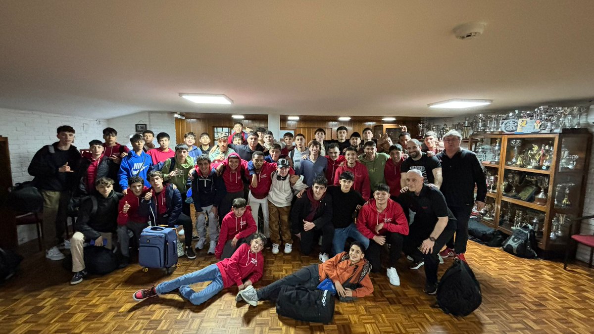 CAOlimpia's tweet photo. Nuestras Formativas de básquetbol regresan a Mar del Plata. Nuestros equipos más jóvenes regresan a la competencia internacional en el Open de dicha ciudad, un campeonato de gran calidad del que supimos ser protagonistas hace más de una década.

¡Vamos Olimpia! https://t.co/ObeD3YXVtD