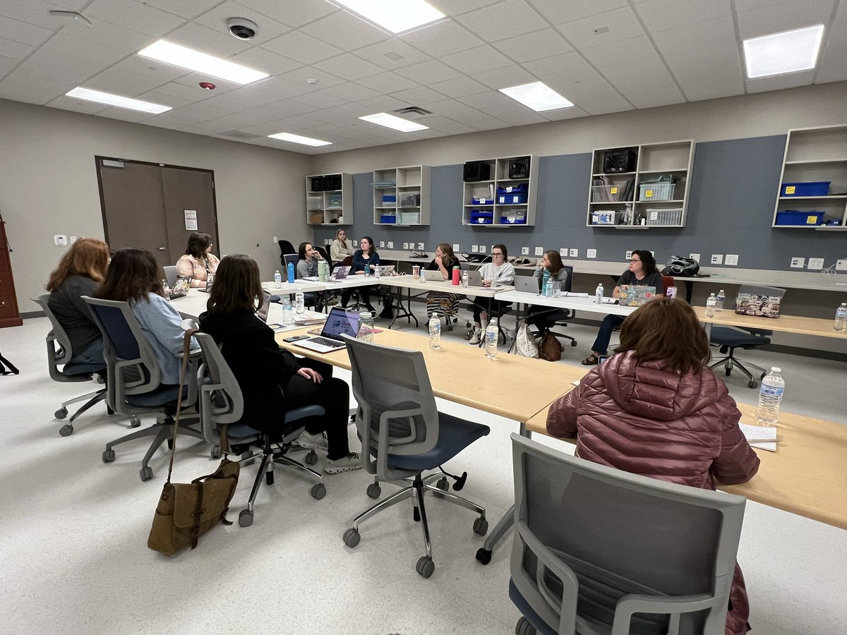 DrKCBerggren's tweet photo. So much good conversation about #ailiteracy & #ethicaluseofai during our SLMC meeting today! #ccslibrarymedia #ccsdigitallearning #ccsasis #onechatham #ccsshine https://t.co/FWAu9cbkYL