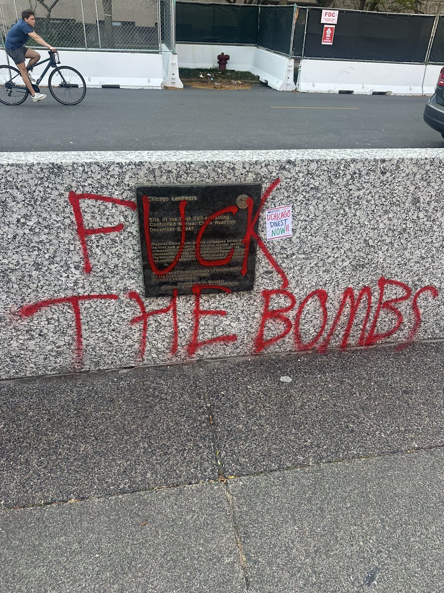 emanabdelhadi's tweet photo. UChicago proudly commemorates its role in producing the nuclear bomb. Turns out, our students think that’s pretty fucked up. https://t.co/zrFTTR2Ebs