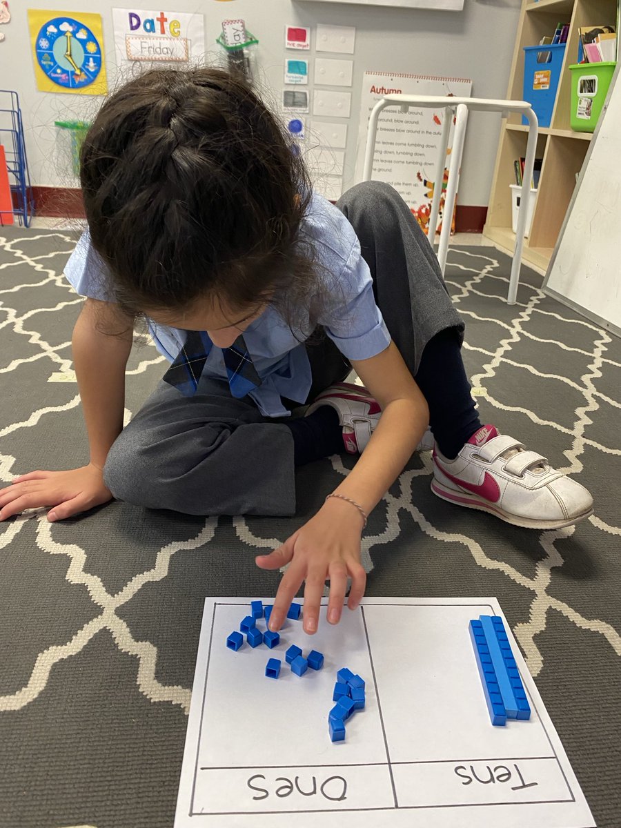 MsMillersClass2's tweet photo. Having a great time playing Math games. ⁦@KellsElementary⁩ https://t.co/H9qk0WP9rG