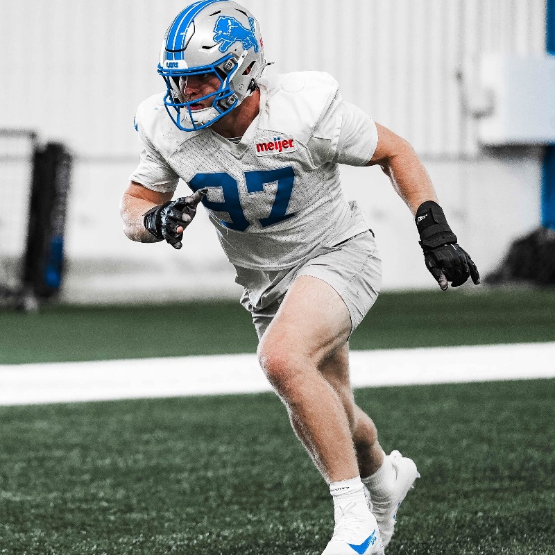 Lions's tweet photo. Time to hit the road