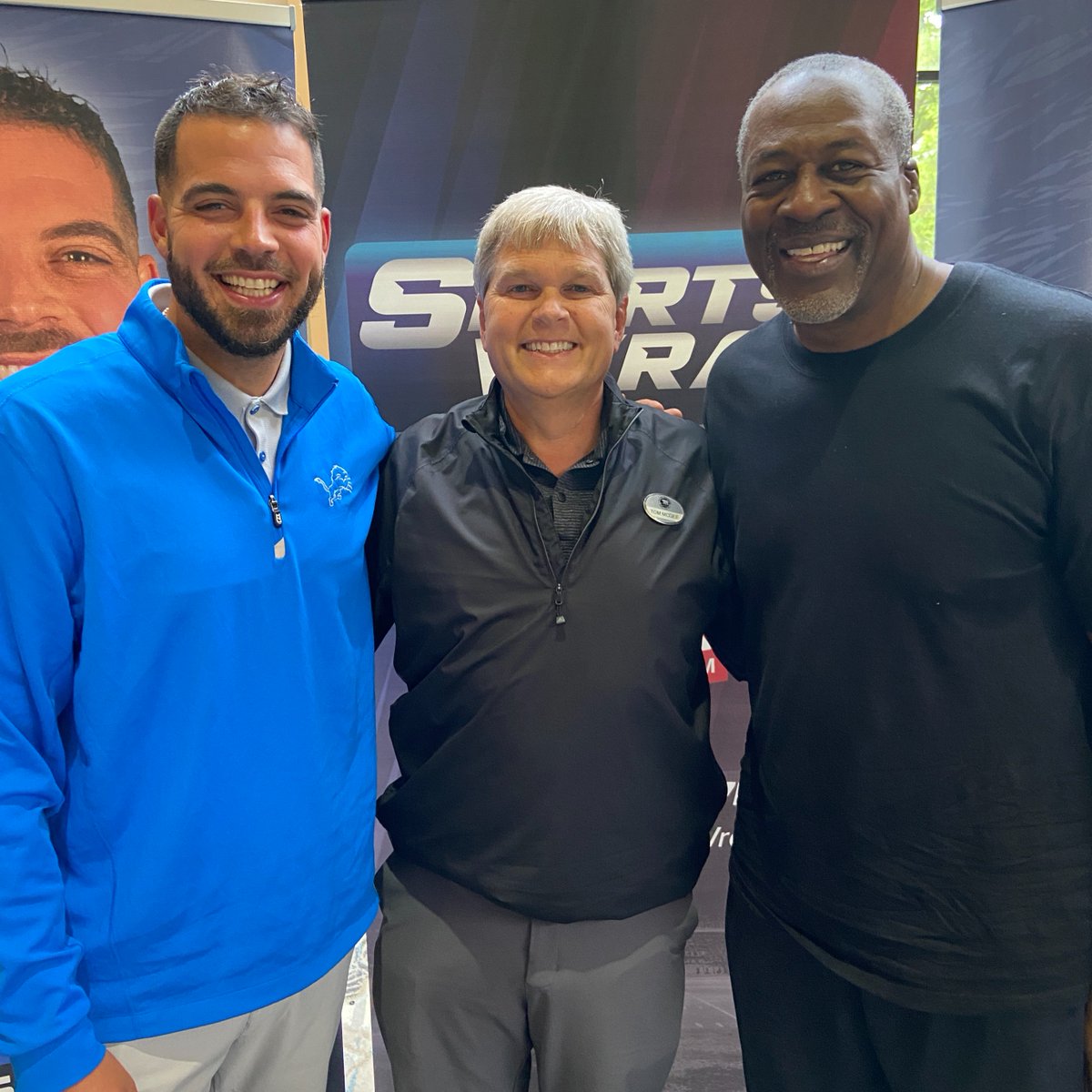 Grand Traverse Resort and Spa (@gtresort) on Twitter photo <a href="/wjrradio/">WJR 760am</a> broadcasted Sports Wrap with <a href="/LomasBrown75/">Lomas Brown Jr.</a> and <a href="/ACBellino/">Anthony Bellino</a> live from the Resort! We talked fall golf, planning your next up north getaway, and the Resort's new partnership with the Detroit <a href="/Lions/">Detroit Lions</a> đ
Listen: bit.ly/3XTJTag <a href="/wjrradio/">WJR 760am</a> broadcasted Sports Wrap with <a href="/LomasBrown75/">Lomas Brown Jr.</a> and <a href="/ACBellino/">Anthony Bellino</a> live from the Resort! We talked fall golf, planning your next up north getaway, and the Resort's new partnership with the Detroit <a href="/Lions/">Detroit Lions</a> đ
Listen: bit.ly/3XTJTag