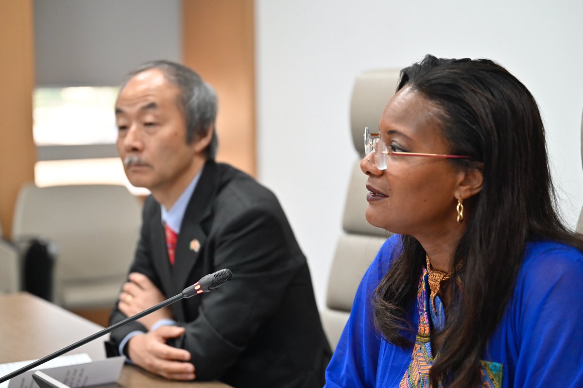 AfDB_Group's tweet image. The @JapanGov, represented by the Embassy of Japan in Côte d&apos;Ivoire, and the @AfDB_Group exchanged notes for the 16th replenishment of the #AfricanDevelopmentFund.

Bank Pres. @akin_adesina to sign the donor loan agreement in #Japan next week.