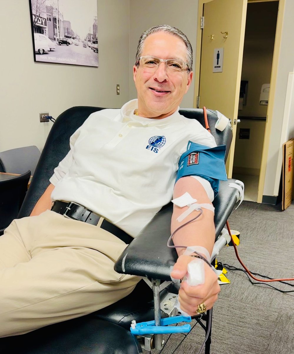 HHSRegion6 (@hhsregion6) on Twitter photo Please consider donating blood if you can; now more than ever! Your gift of life is especially needed given the devastation caused by the past two Hurricanes.
CAPT (Ret.) Mehran Massoudi, HHS Regional Health Administrator, HHS/OASH - is doing his part to contribute.
<a href="/HHS_ASH/">Assistant Secretary for Health</a> Please consider donating blood if you can; now more than ever! Your gift of life is especially needed given the devastation caused by the past two Hurricanes.
CAPT (Ret.) Mehran Massoudi, HHS Regional Health Administrator, HHS/OASH - is doing his part to contribute.
<a href="/HHS_ASH/">Assistant Secretary for Health</a>